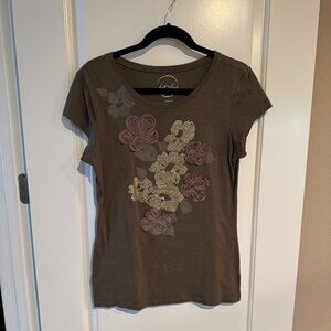 INC Olive Short Sleeve Top with Raised Flowers, Size Large